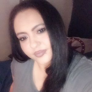 Meet your Posher, Veronica